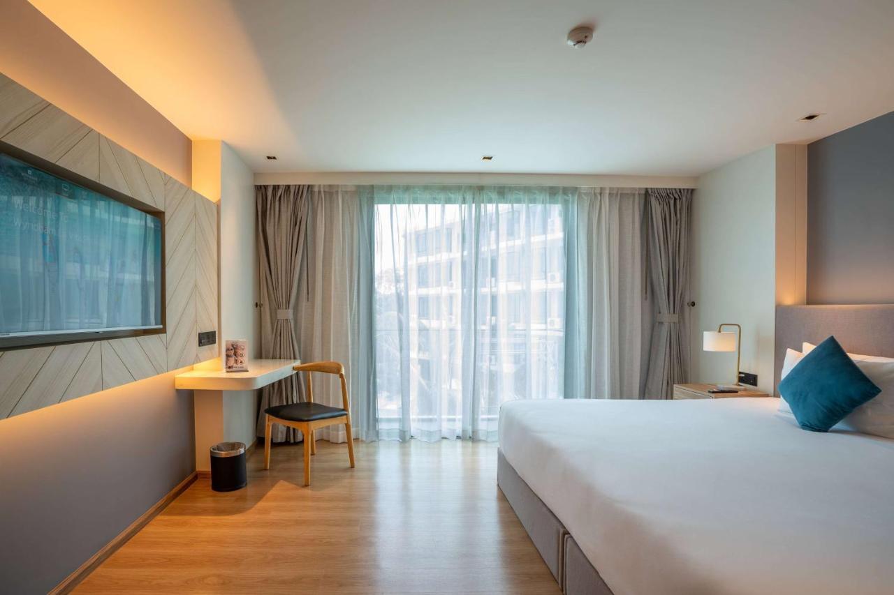 Wyndham La Vita Rawai Phuket Exteriör bild