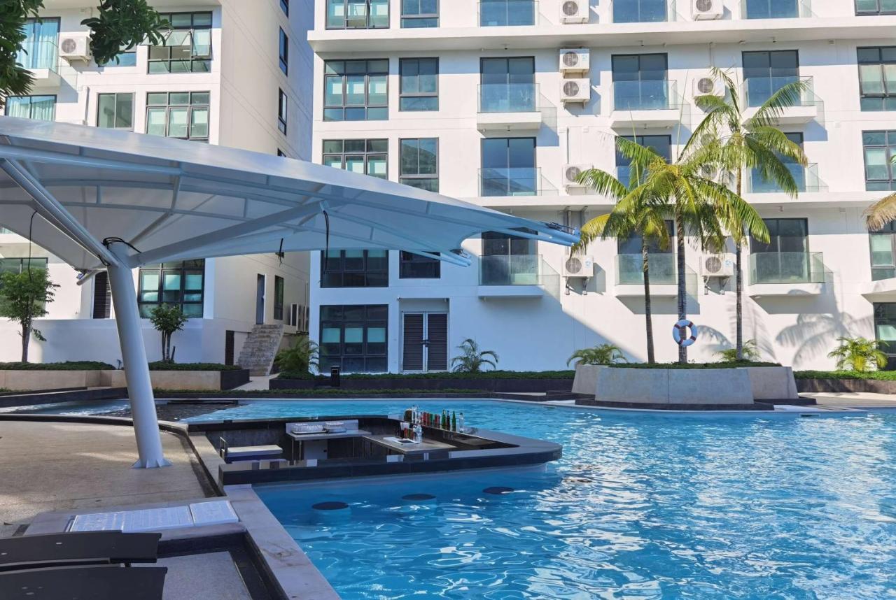 Wyndham La Vita Rawai Phuket Exteriör bild