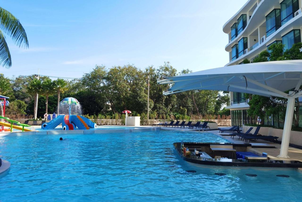 Wyndham La Vita Rawai Phuket Exteriör bild