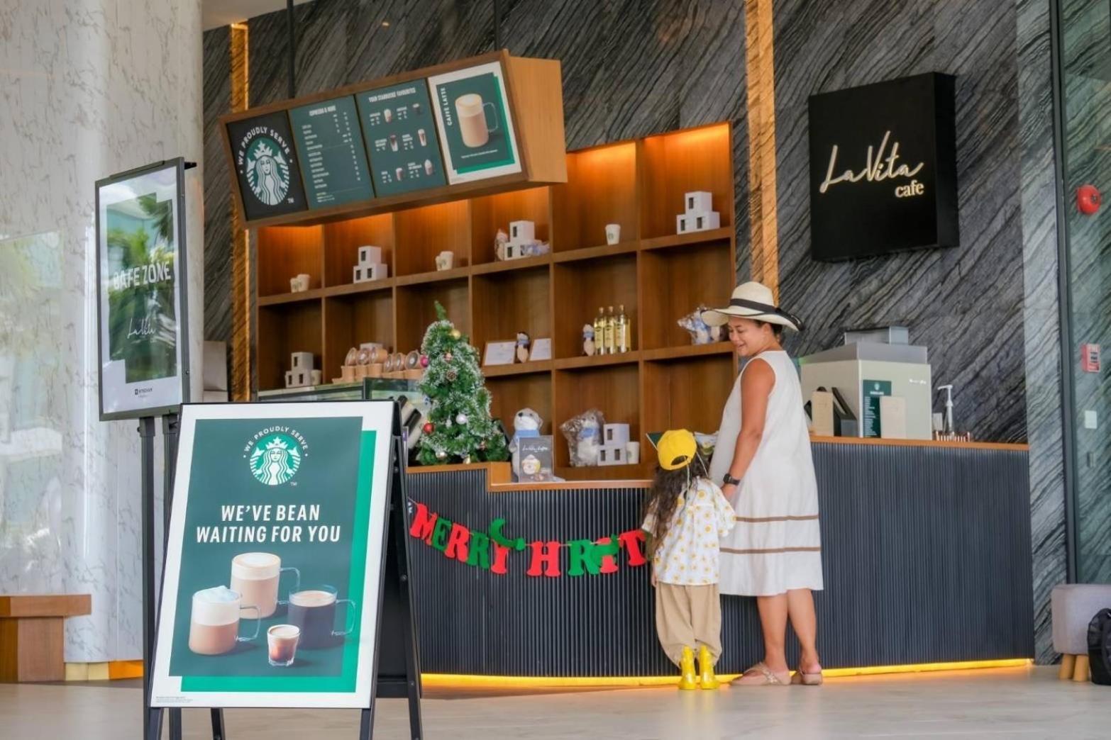 Wyndham La Vita Rawai Phuket Exteriör bild
