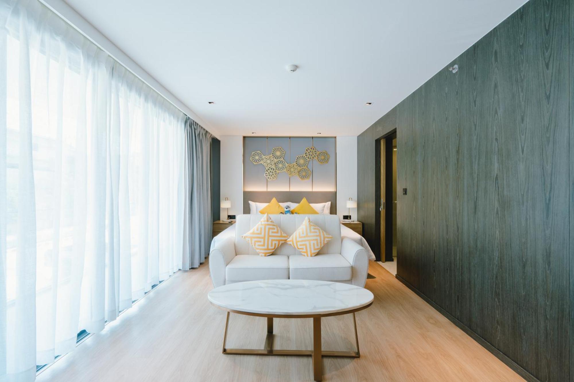 Wyndham La Vita Rawai Phuket Exteriör bild
