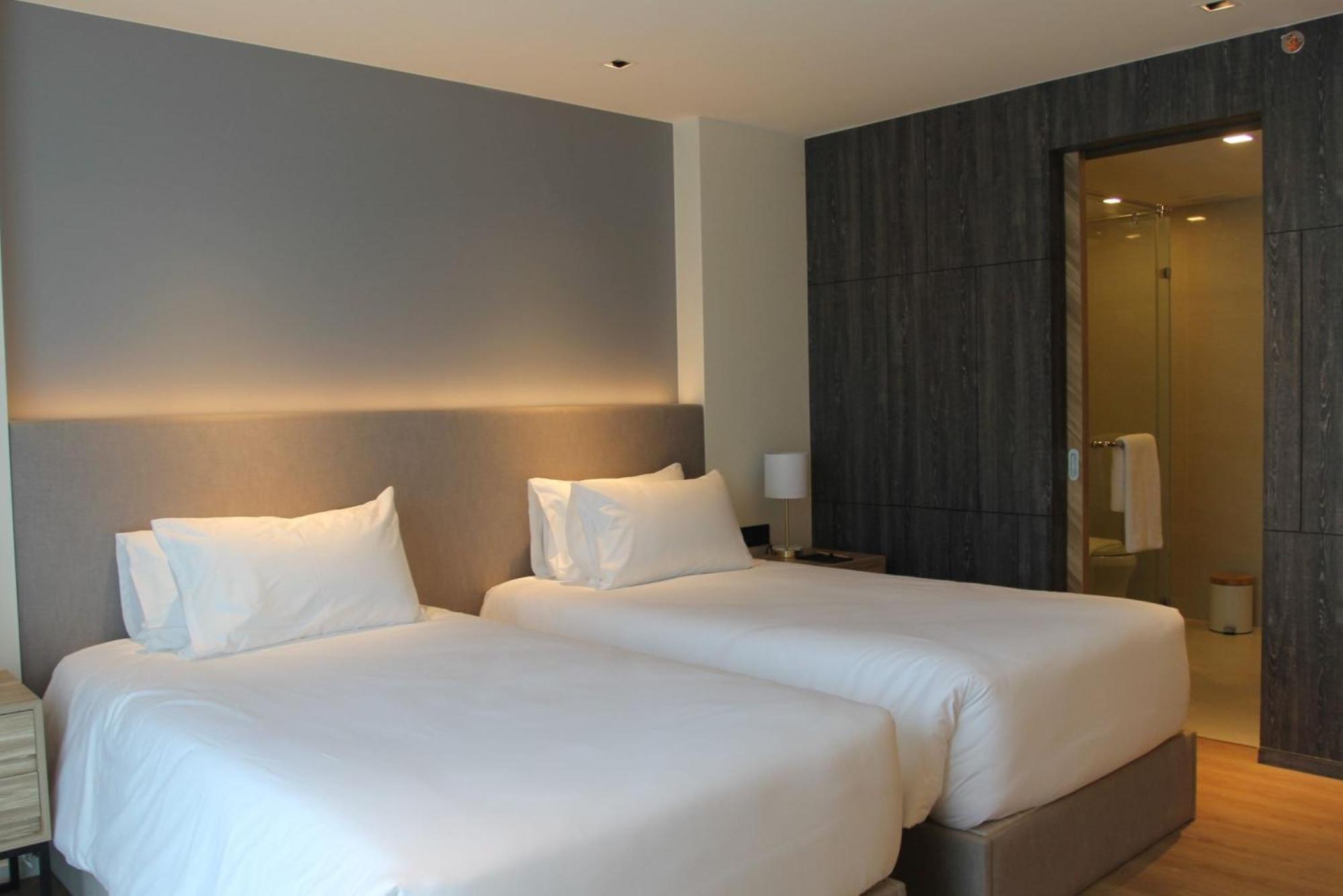 Wyndham La Vita Rawai Phuket Exteriör bild