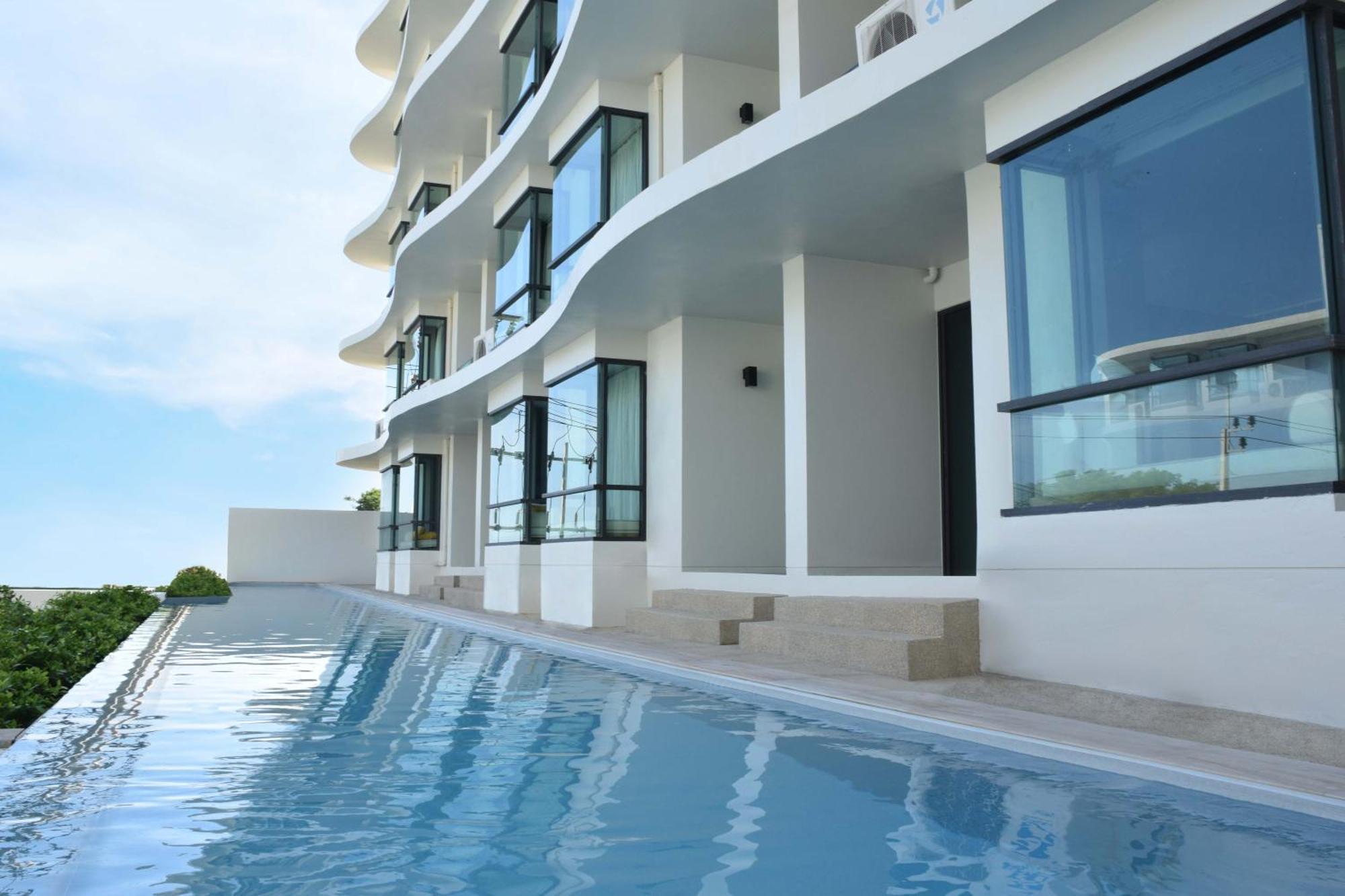 Wyndham La Vita Rawai Phuket Exteriör bild